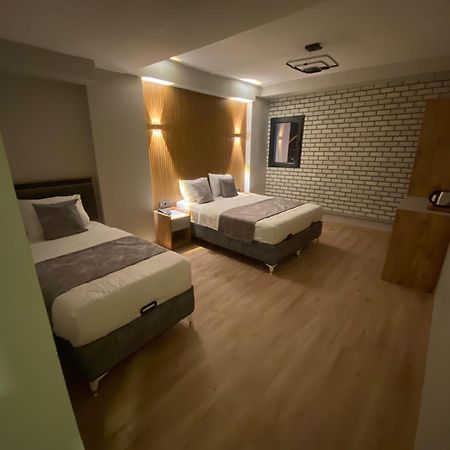 Skymoon Istanbul Airport Hotel Arnavutkoy ภายนอก รูปภาพ