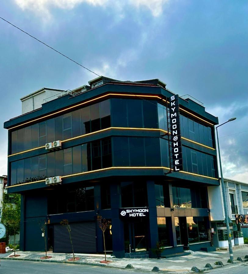 Skymoon Istanbul Airport Hotel Arnavutkoy ภายนอก รูปภาพ