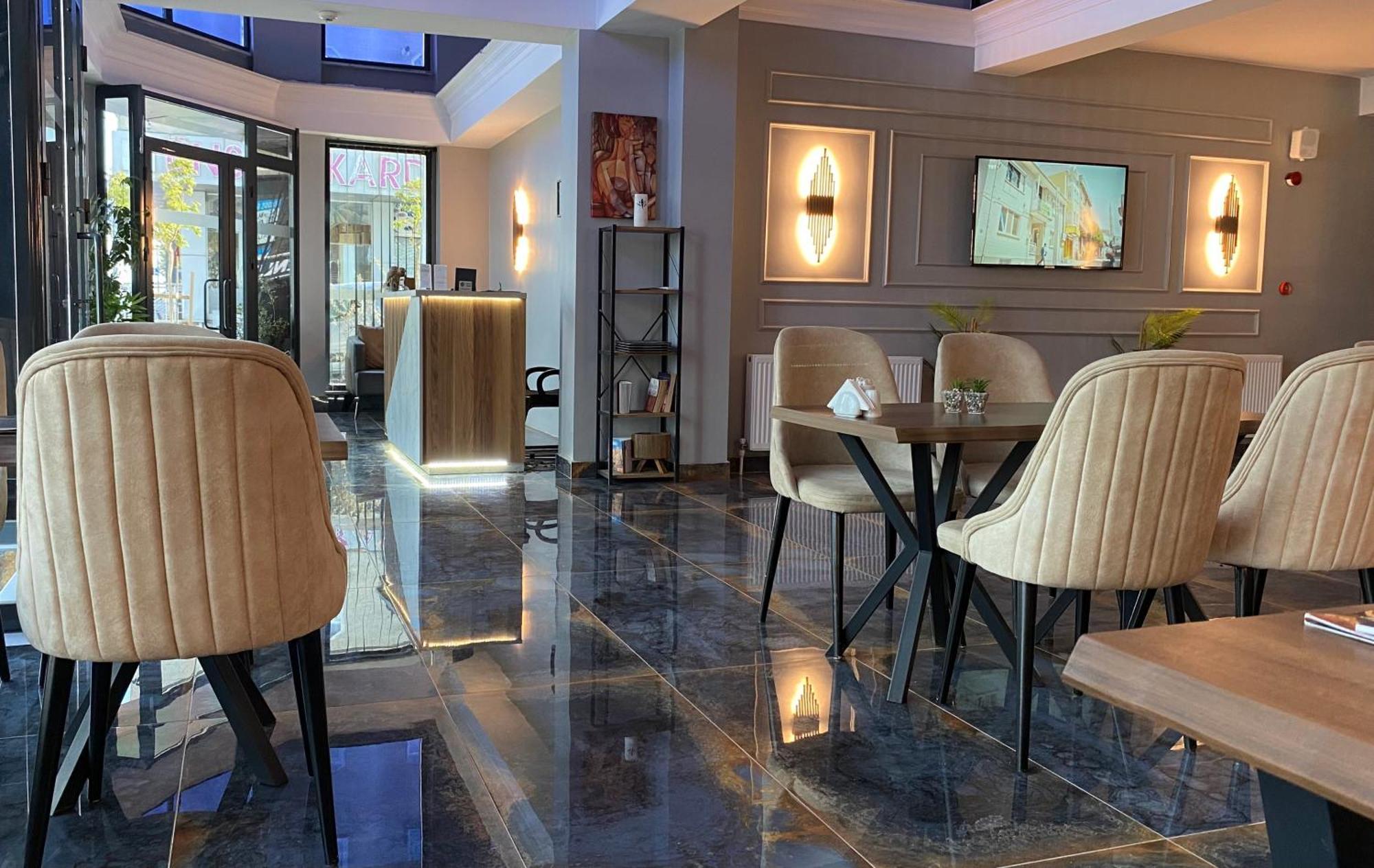 Skymoon Istanbul Airport Hotel Arnavutkoy ภายนอก รูปภาพ