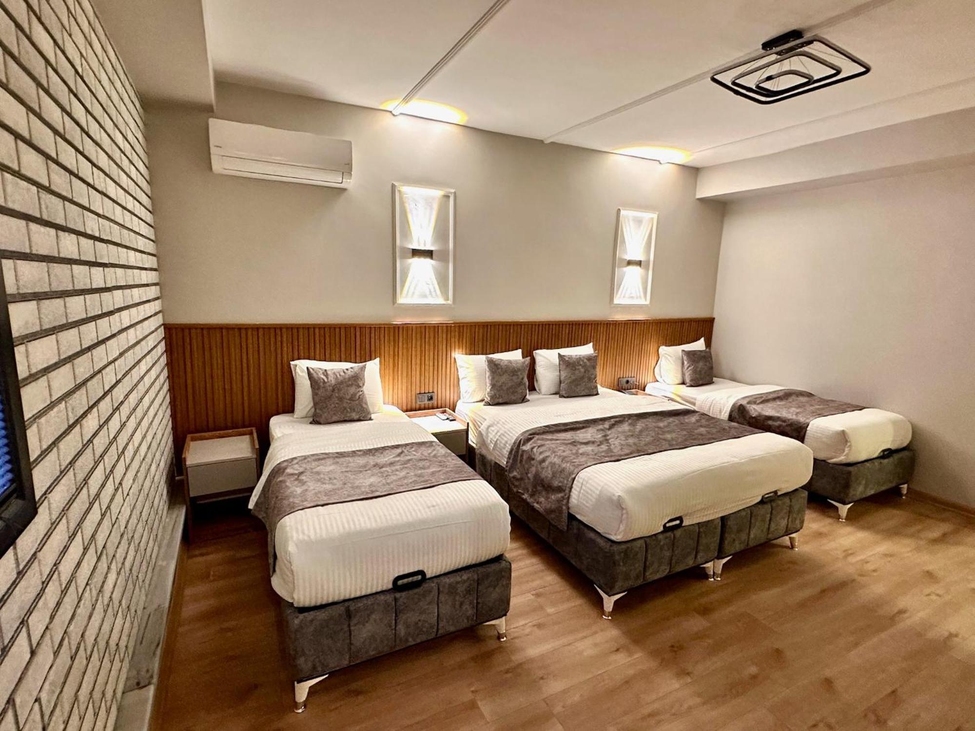Skymoon Istanbul Airport Hotel Arnavutkoy ภายนอก รูปภาพ