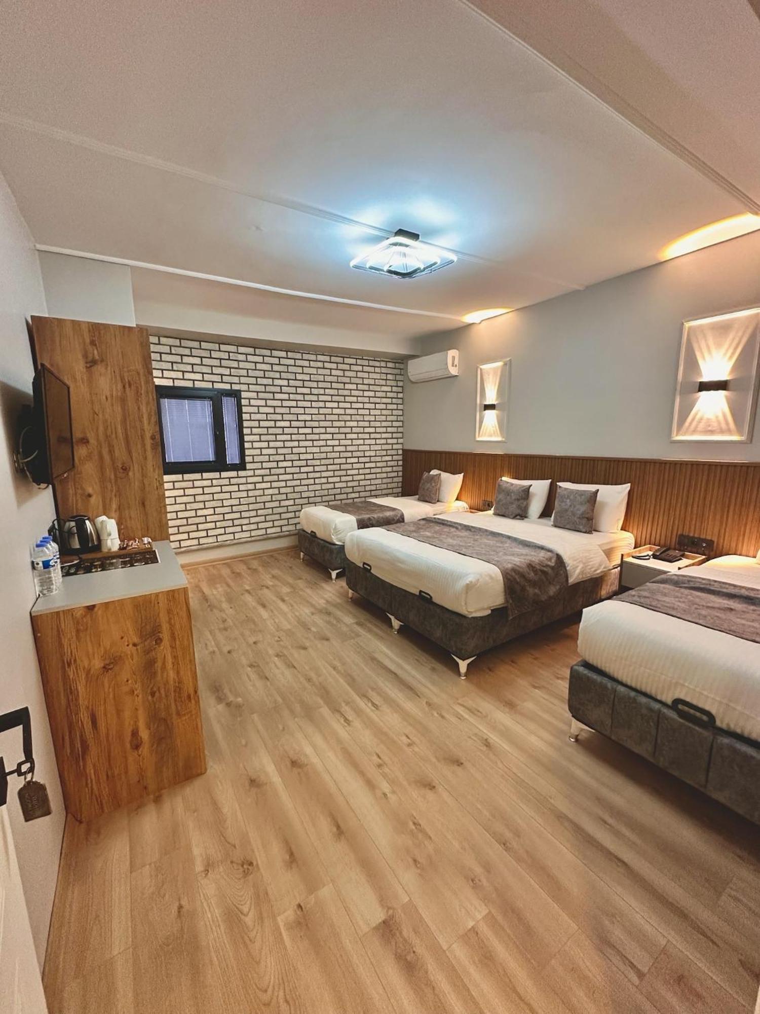 Skymoon Istanbul Airport Hotel Arnavutkoy ภายนอก รูปภาพ