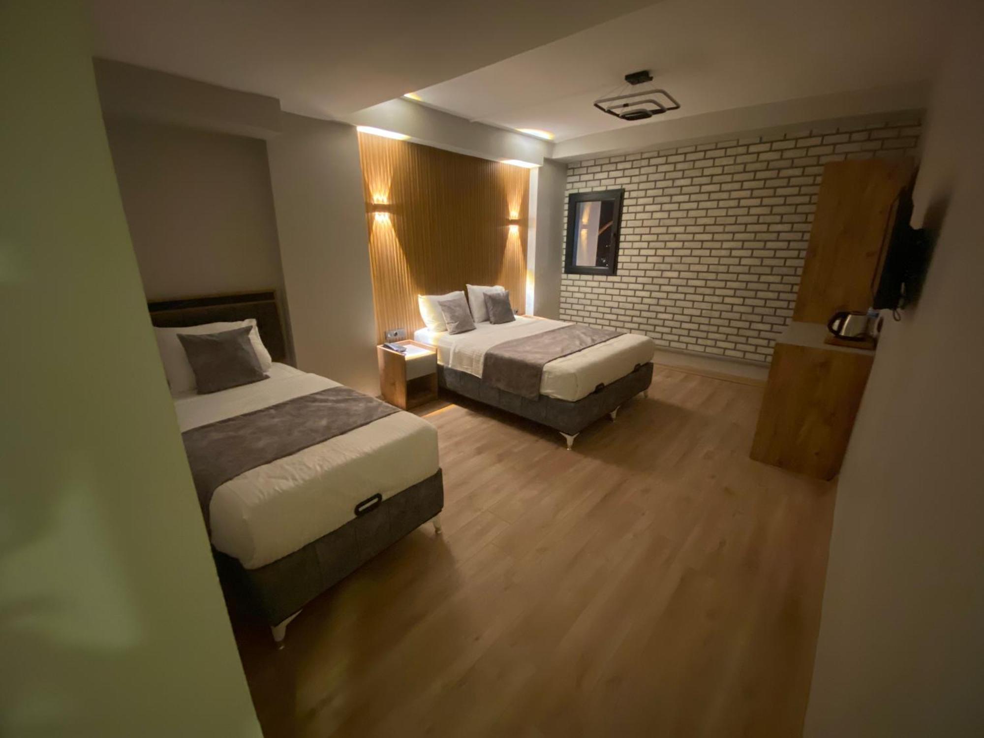 Skymoon Istanbul Airport Hotel Arnavutkoy ภายนอก รูปภาพ